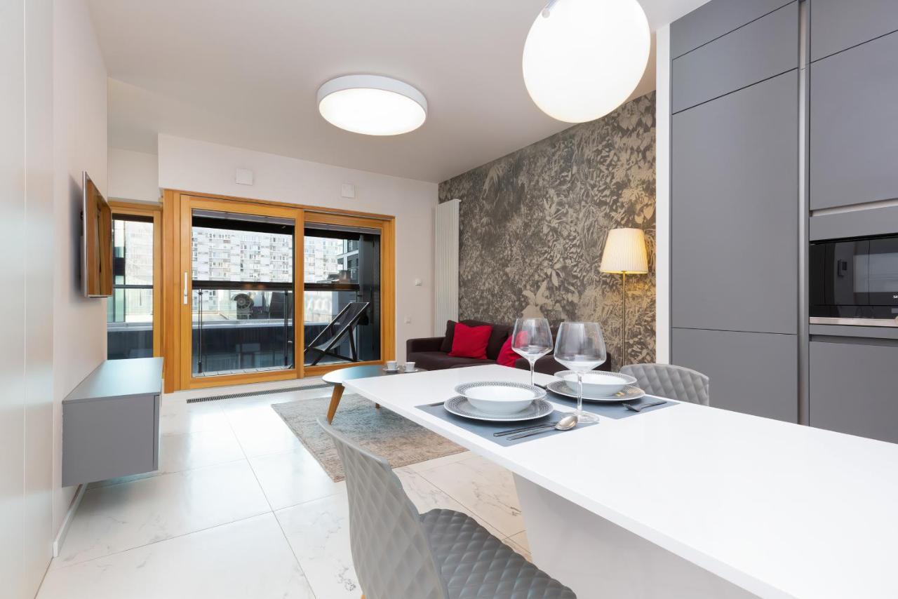 Mennica Residence - City Center Apartments By Noclegi Renters Varšava Exteriér fotografie